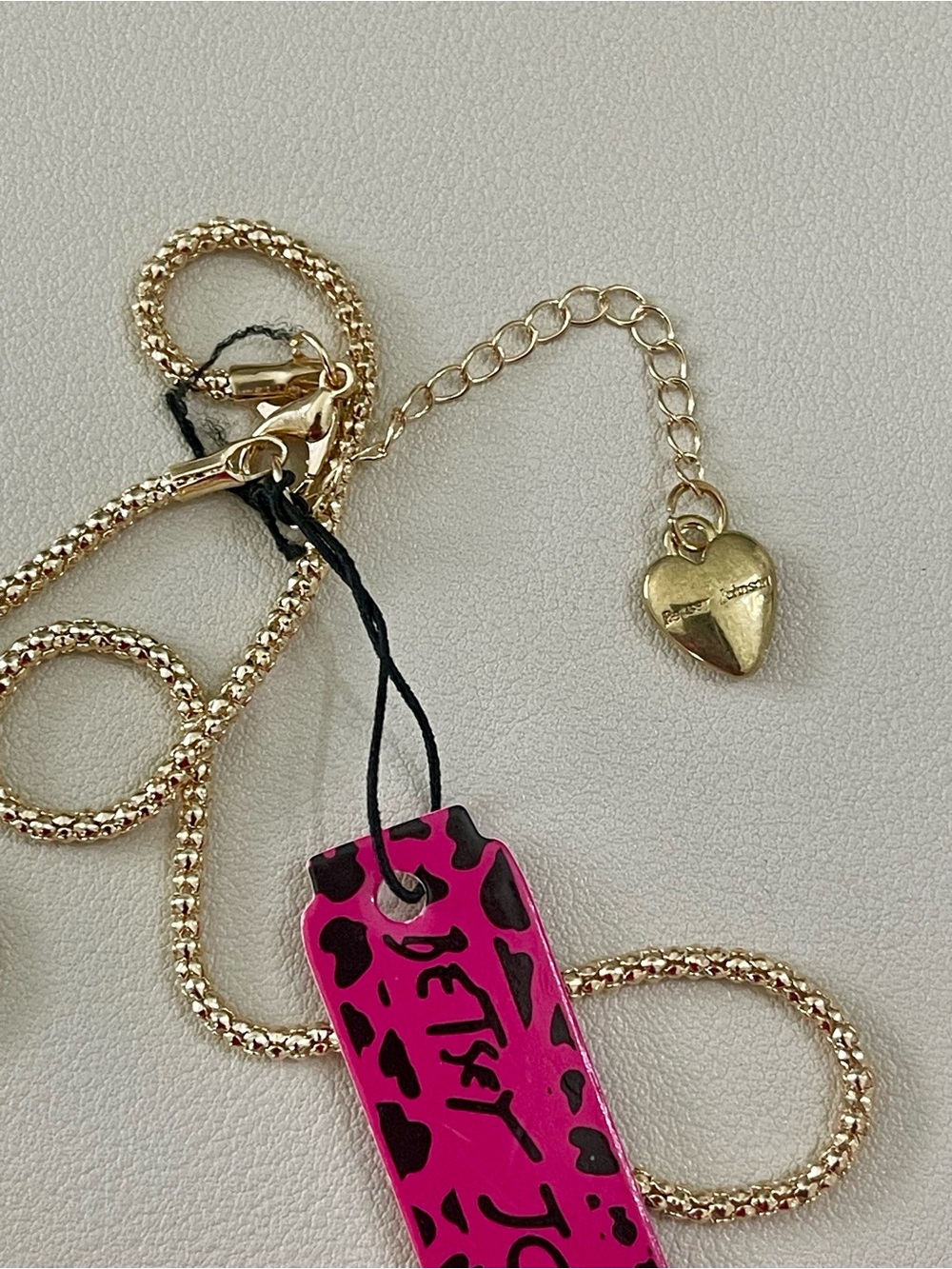 Betsey Johnson Pink Crystal Strawberry Pendant Gold Statement Necklace - Picture 6 of 8